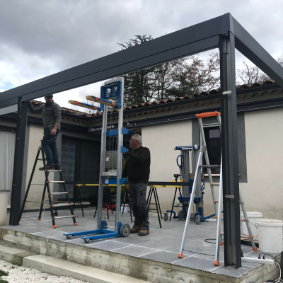 Pendant : Montage Poteaux & storeszip