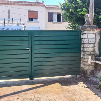 Portail alu vue intérieure