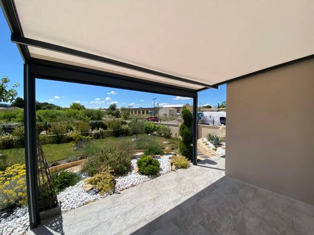 Installation pergostore à vaison la romaine vaucluse (84)