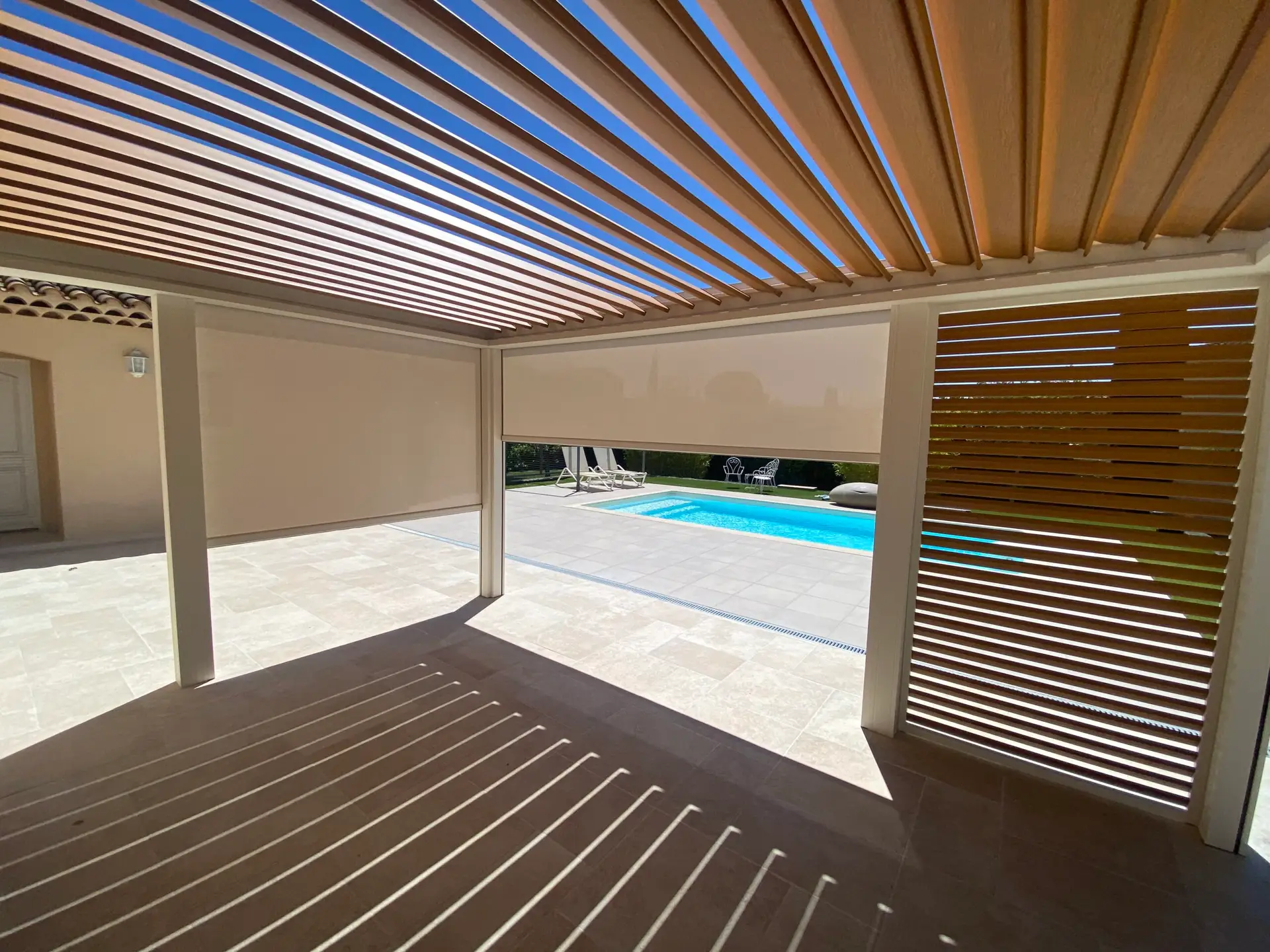 Pergola bioclimatique proche avignon