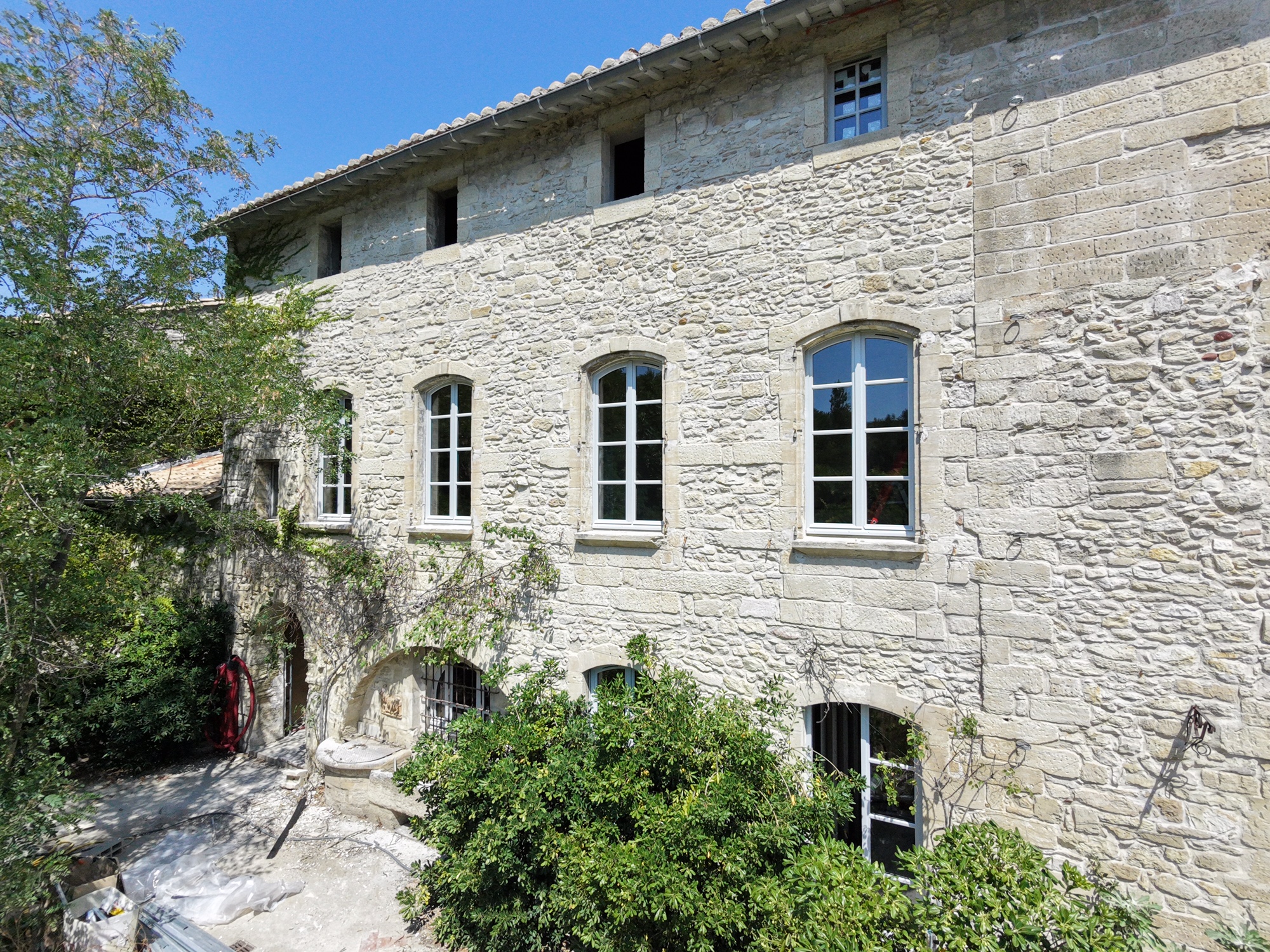 remplacement menuiseries architectes des bâtiments de france avignon