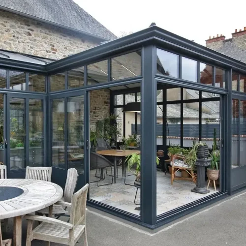 véranda traditionnelle à Avignon, solution personnalisée pour agrandir votre maison