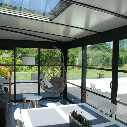 véranda toit plat à Avignon, solution moderne et design pour votre habitat